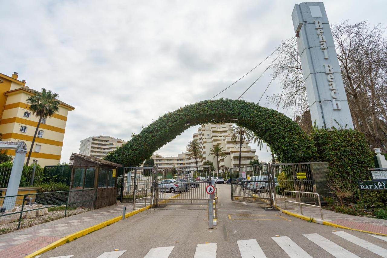 Seaview Beachfront With Aqua Park & Balcony Appartement Benalmádena