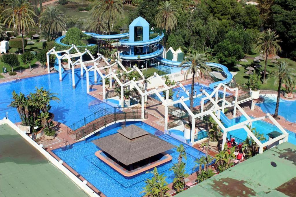 Seaview Beachfront With Aqua Park & Balcony Appartement *
